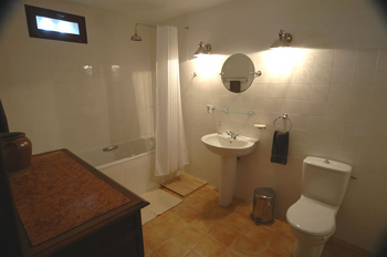 Master bedroom bathroom
